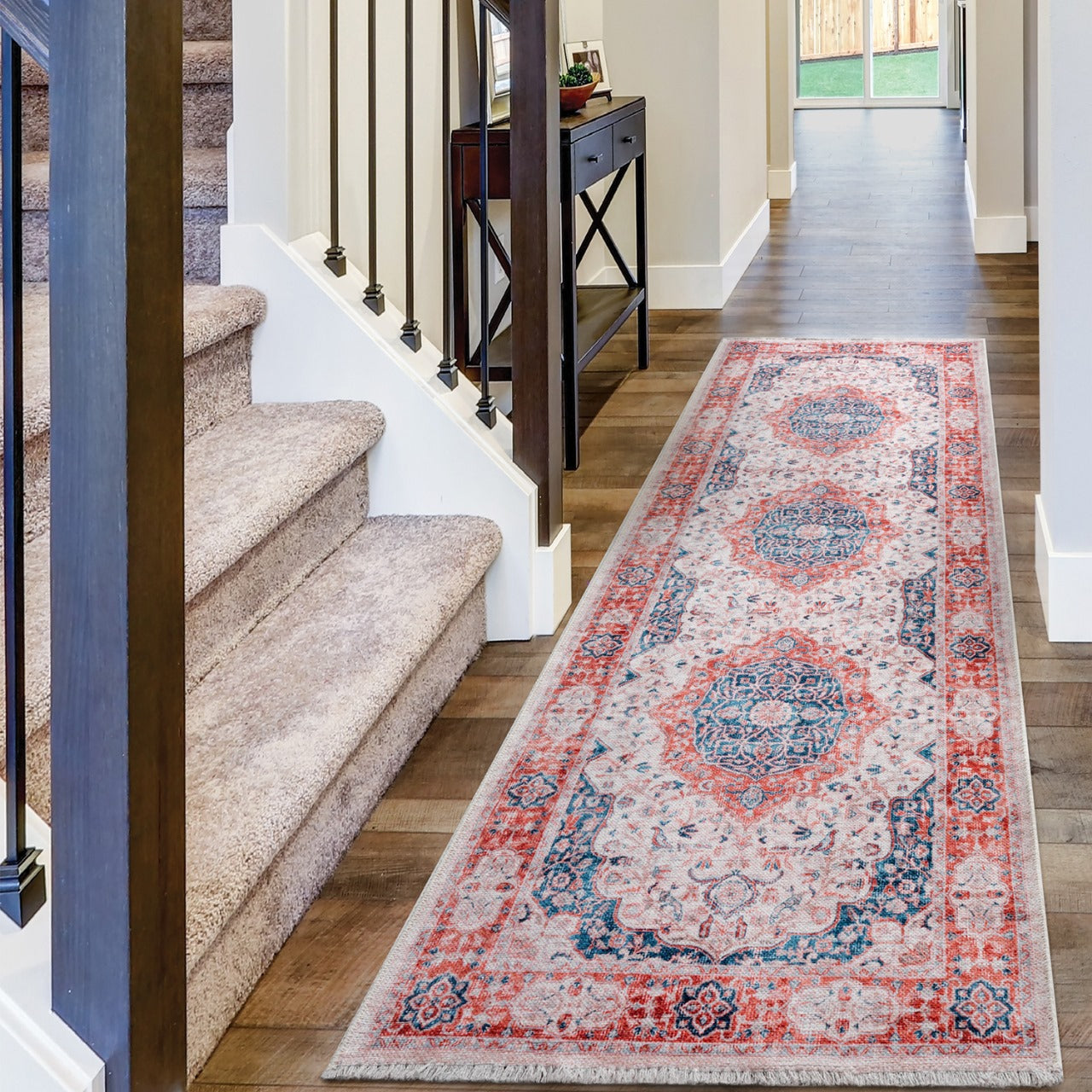 By Cocoon Red / Cream